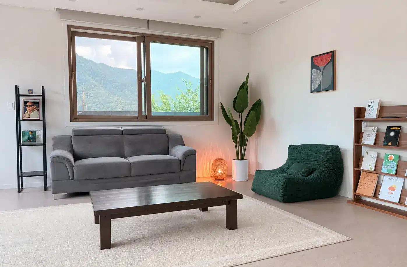 ananda-karnika-sitting-room